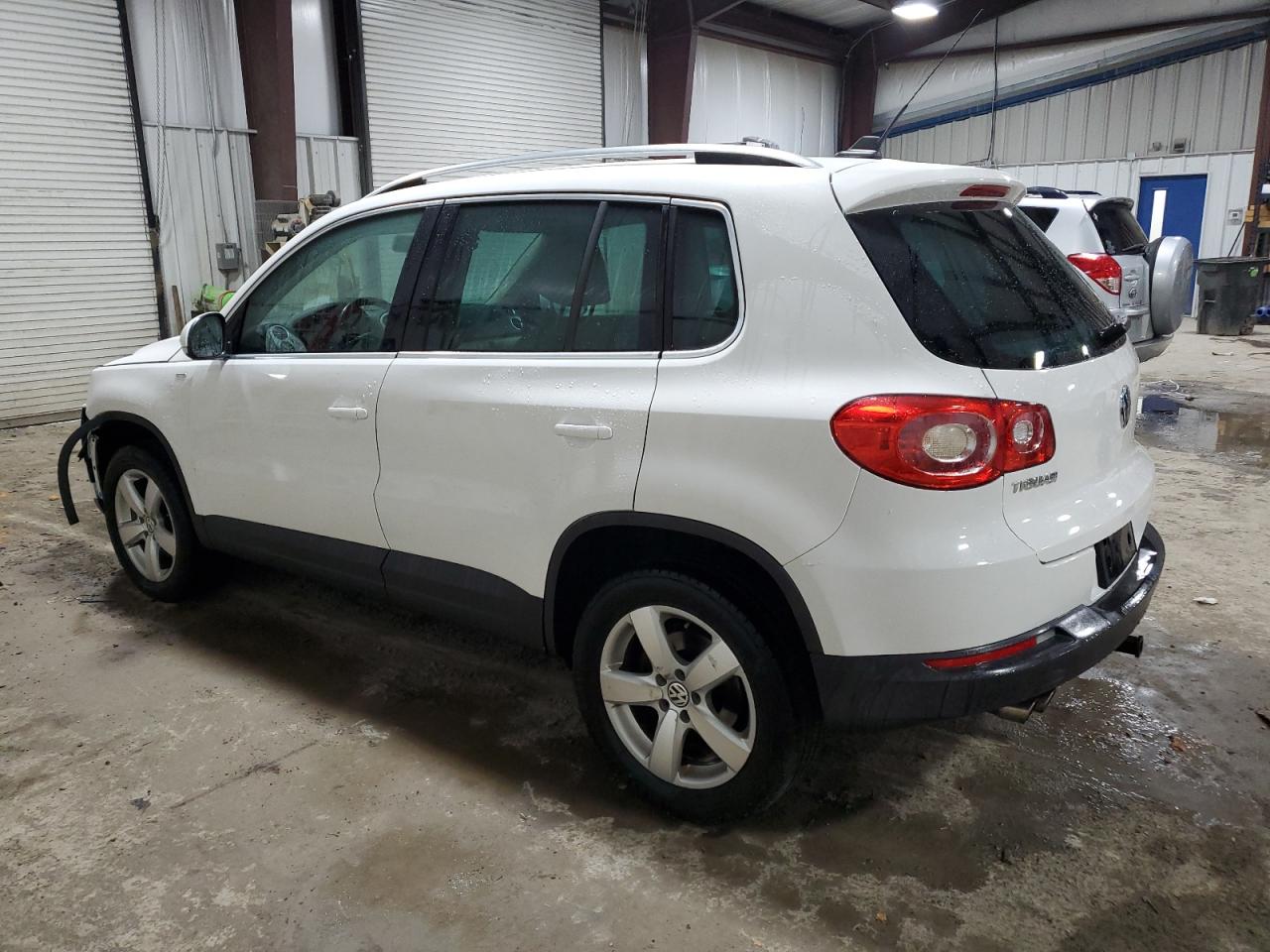 WVGBV7AX9AW515751 2010 Volkswagen Tiguan Se