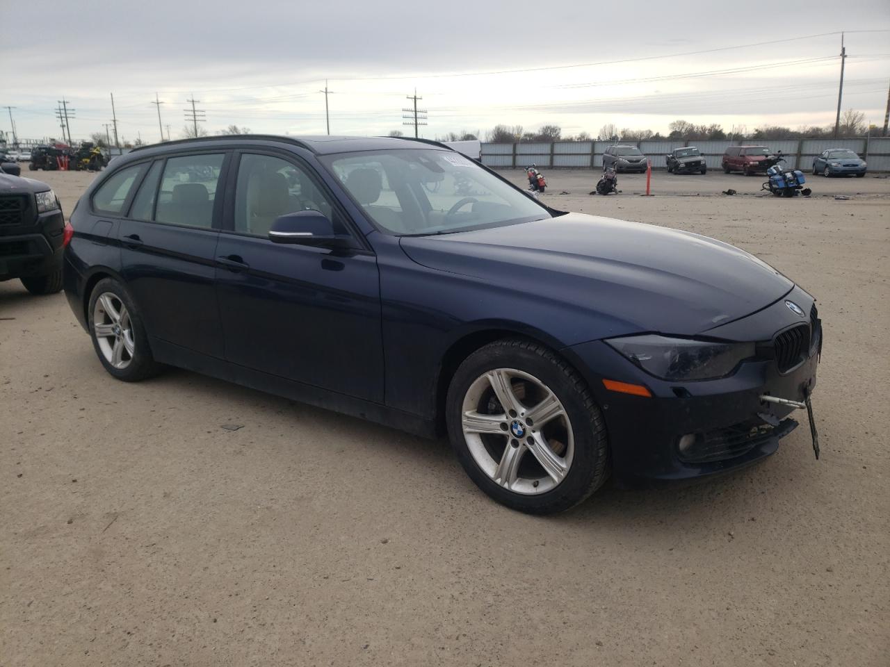 2014 BMW 328 Xi vin: WBA3G7C57EK296460