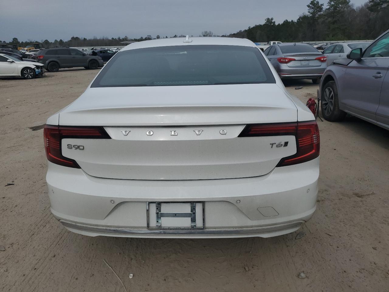 LVYA22ML7MP195146 2021 Volvo S90 T6 Inscription