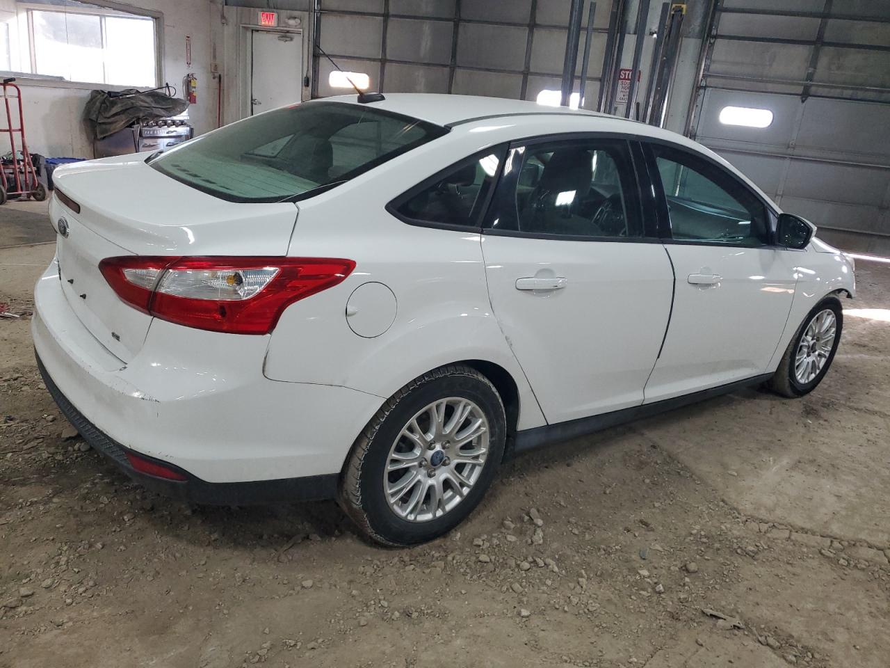 1FAHP3F2XCL333470 2012 Ford Focus Se