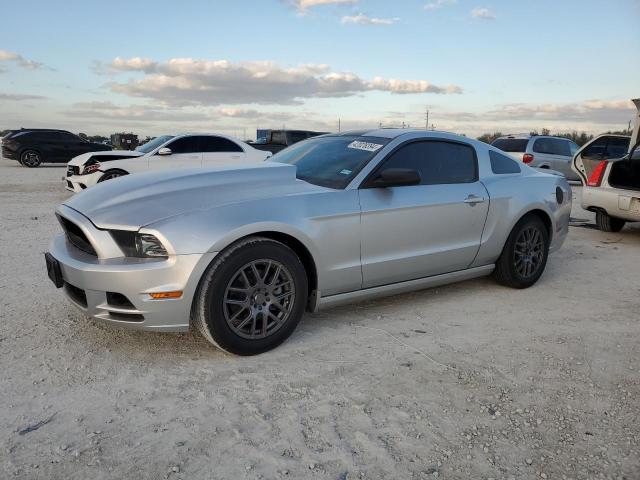 2014 Ford Mustang VIN: 1ZVBP8AM2E5301736 Lot: 42028394