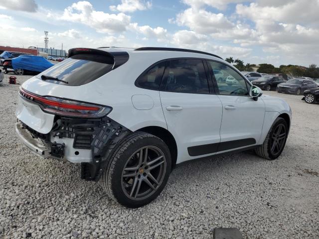 VIN WP1AA2A56MLB15485 2021 Porsche Macan no.3