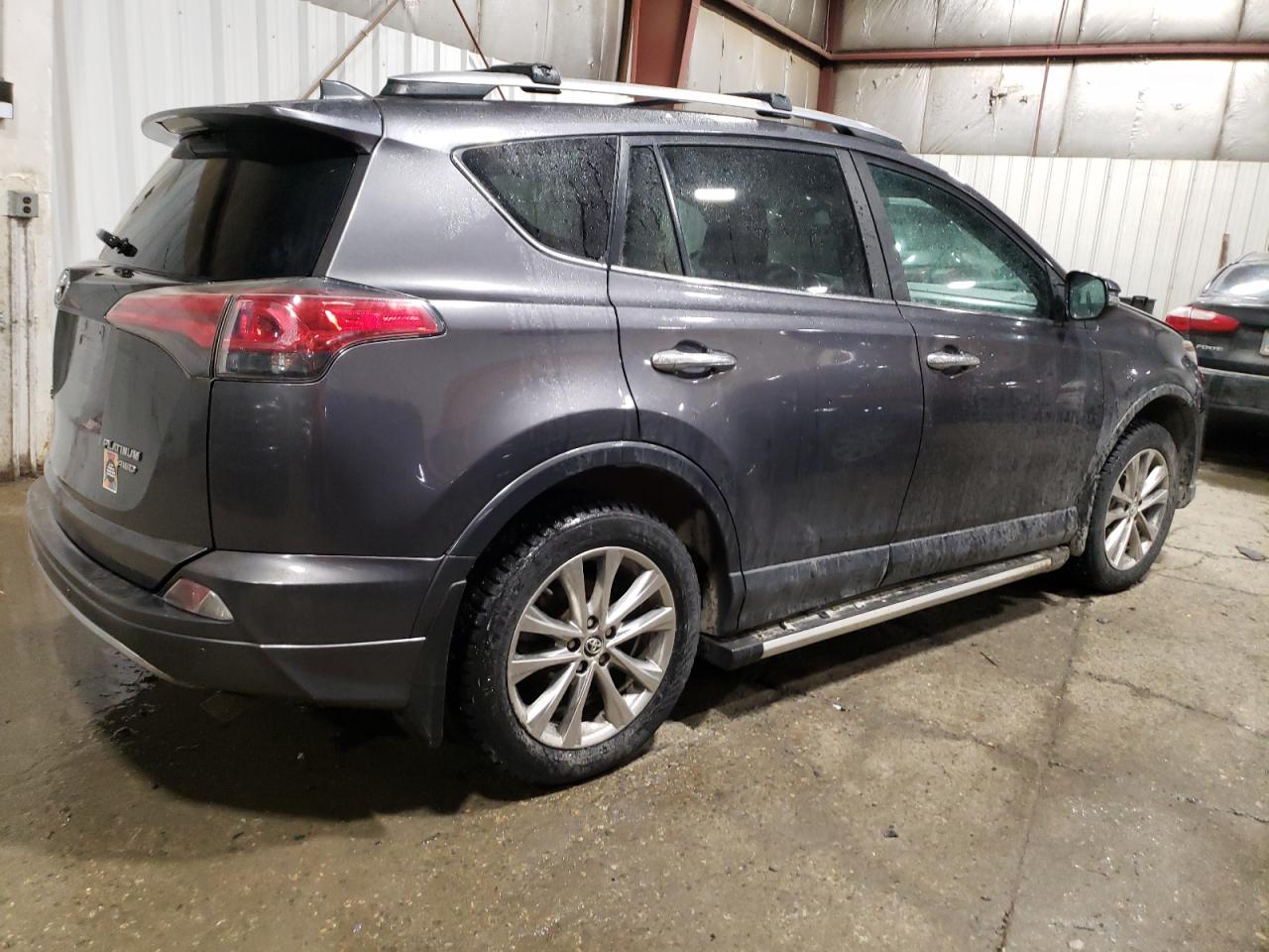 2T3DFREV7HW640383 2017 Toyota Rav4 Limited