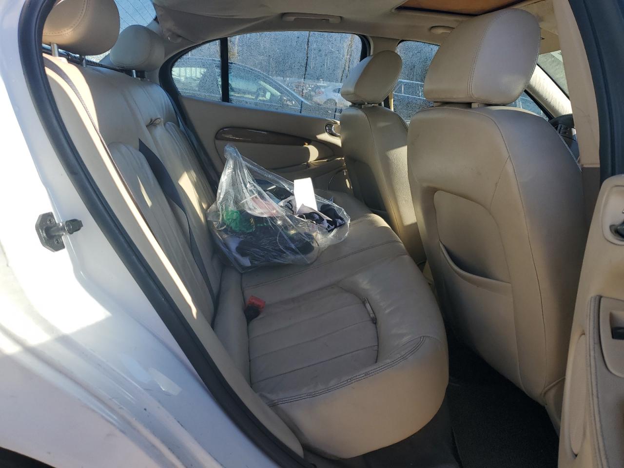 SAJEA51C64WE18692 2004 Jaguar X-Type 3.0