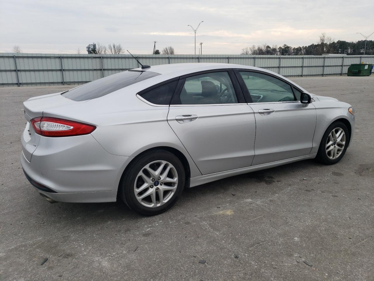 3FA6P0H76FR229448 2015 Ford Fusion Se