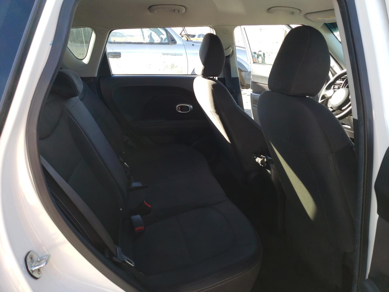 KNDJN2A29F7774412 2015 Kia Soul