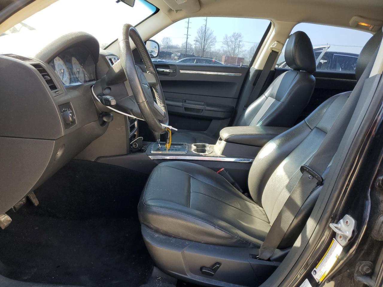 2C3CA5CV3AH201312 2010 Chrysler 300 Touring