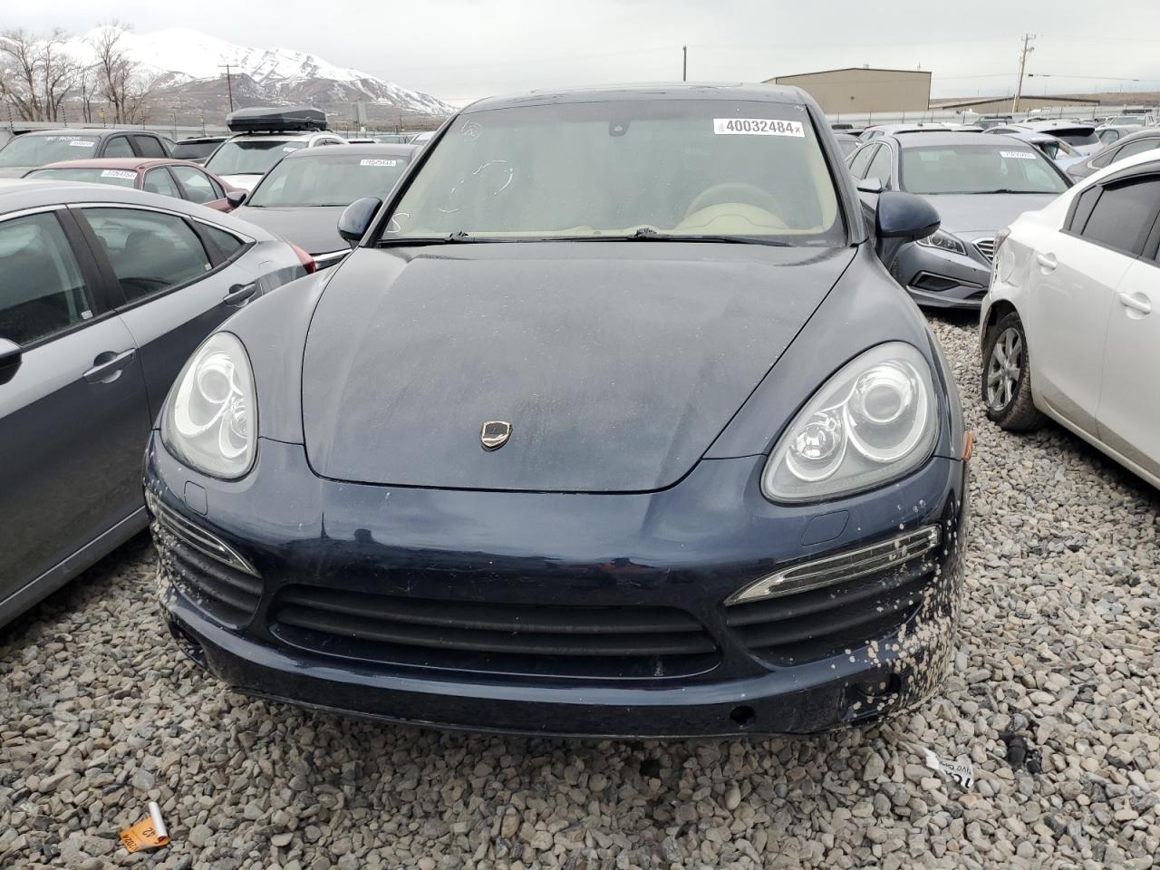 WP1AB2A24BLA44352 2011 Porsche Cayenne S