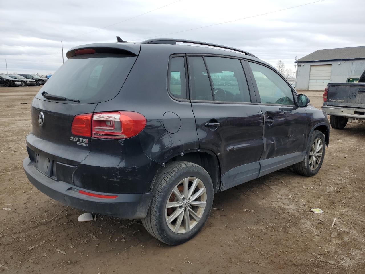 2015 Volkswagen Tiguan S vin: WVGBV7AX2FW513153