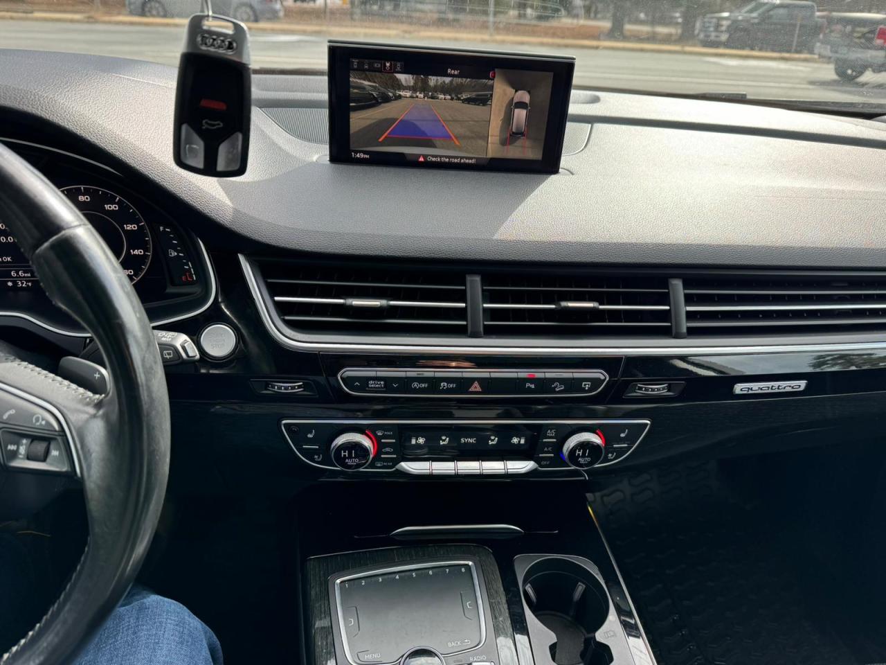 wa1vaaf72hd002683 WA1VAAF72HD002683 2017 Audi Q7 Prestige