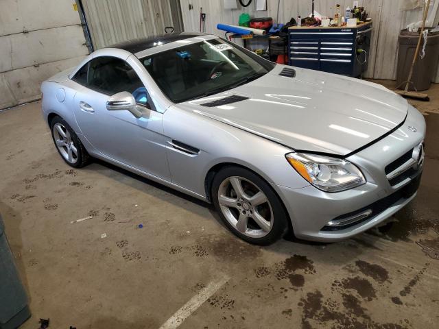 2015 Mercedes-Benz Slk 250 VIN: WDDPK4HA5FF112849 Lot: 44526164