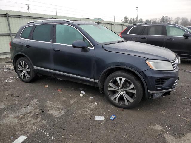 2017 VOLKSWAGEN TOUAREG WO WVGRF7BP4HD002309