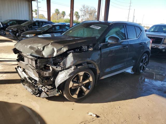 Lot #2478031780 2019 VOLVO XC40 T5 IN salvage car