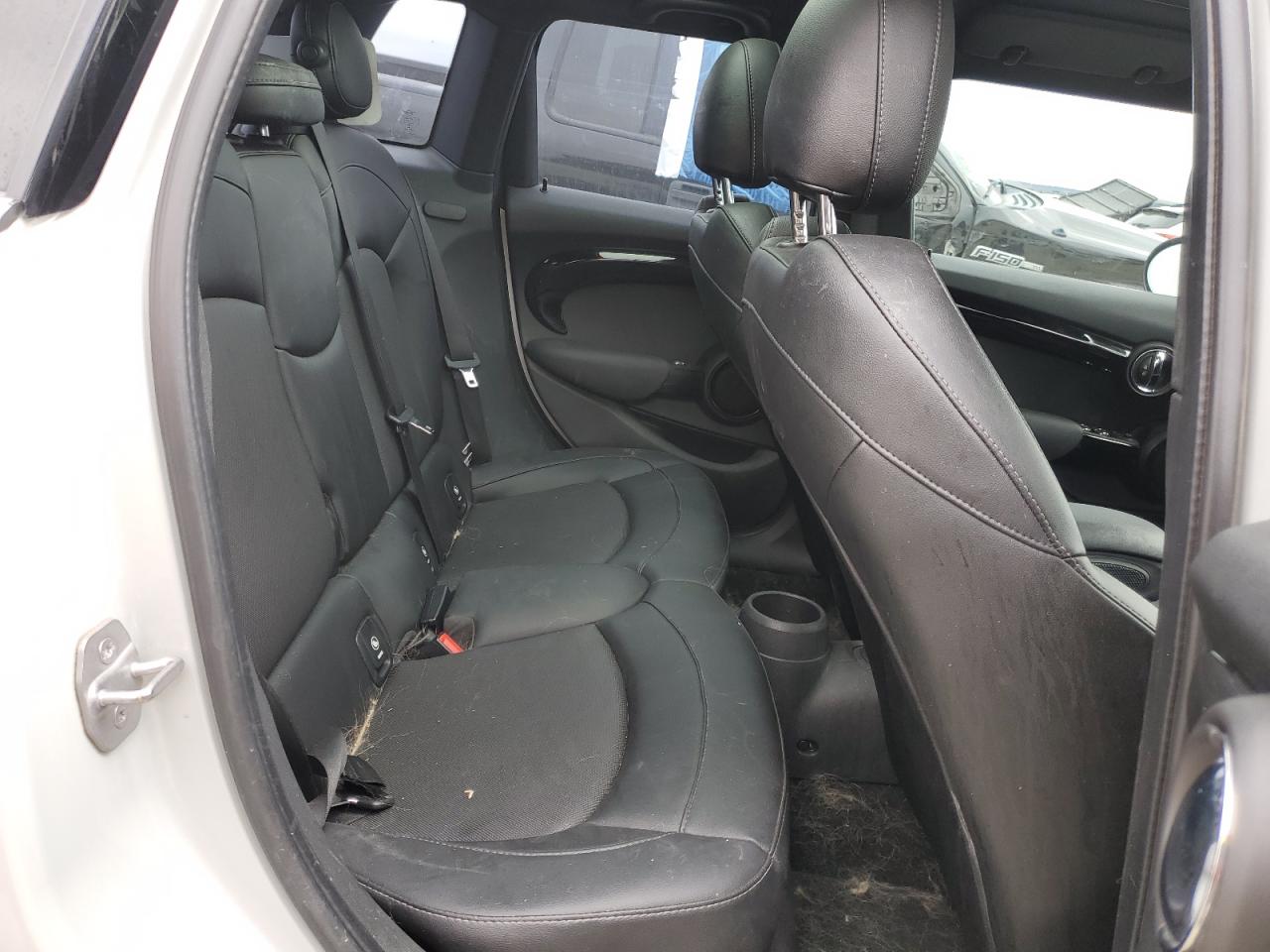 WMWXU1C52G2D10827 2016 Mini Cooper