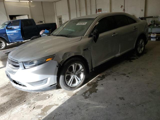 2015 Ford Taurus SE