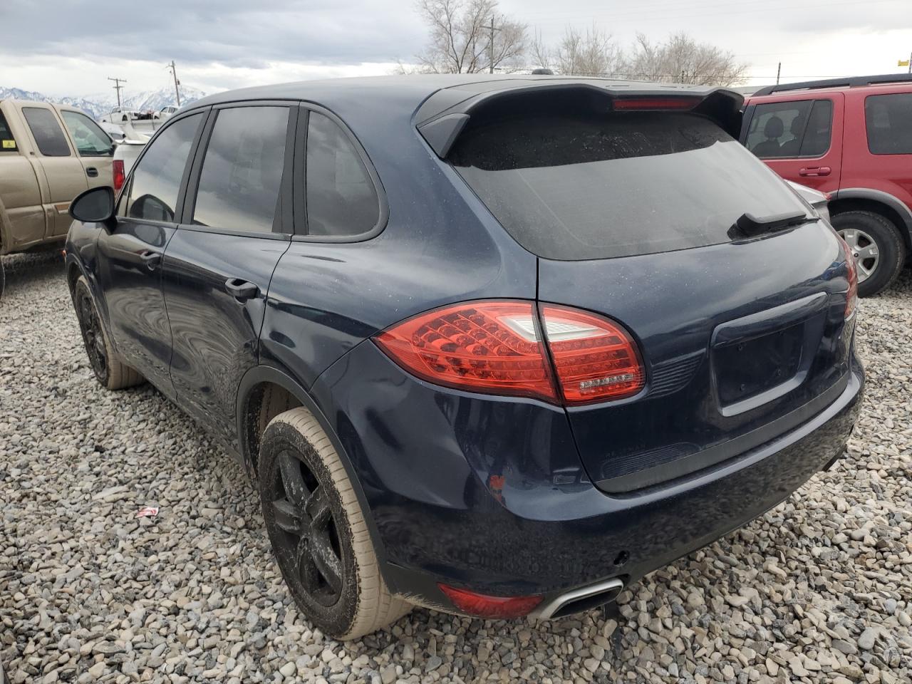 WP1AB2A24BLA44352 2011 Porsche Cayenne S