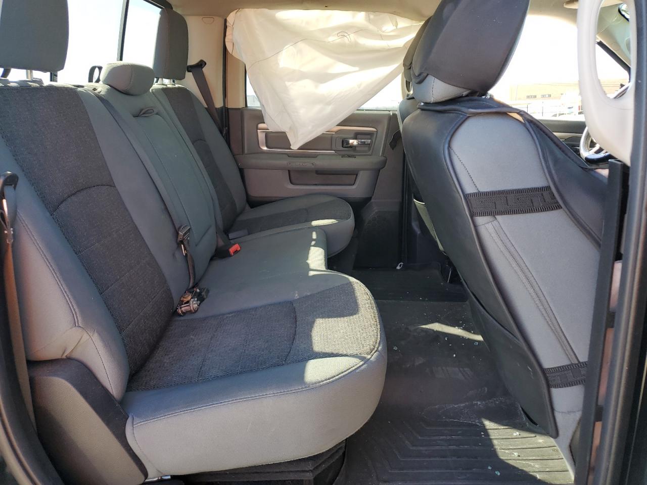 1C6RR7LG5ES375111 2014 Ram 1500 Slt