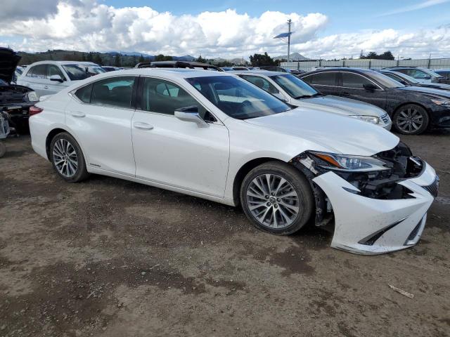 58AD21B15LU012265 Lexus ES300 ES 300H 4