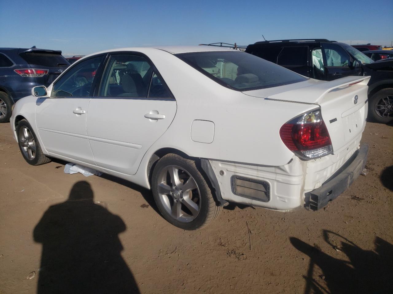 JTDBA32K050025011 2005 Toyota Camry Se