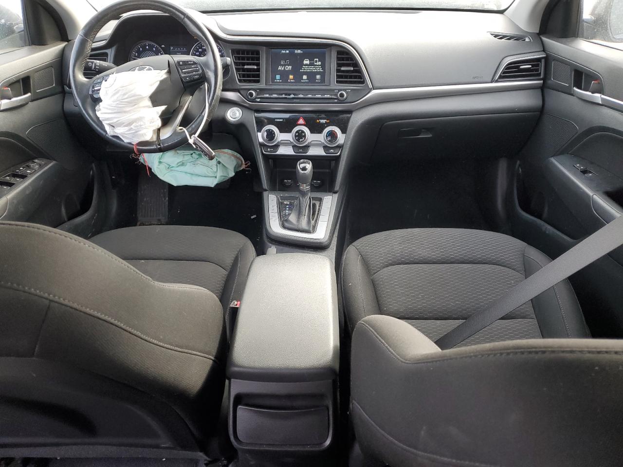 KMHD84LF1KU876195 2019 Hyundai Elantra Sel