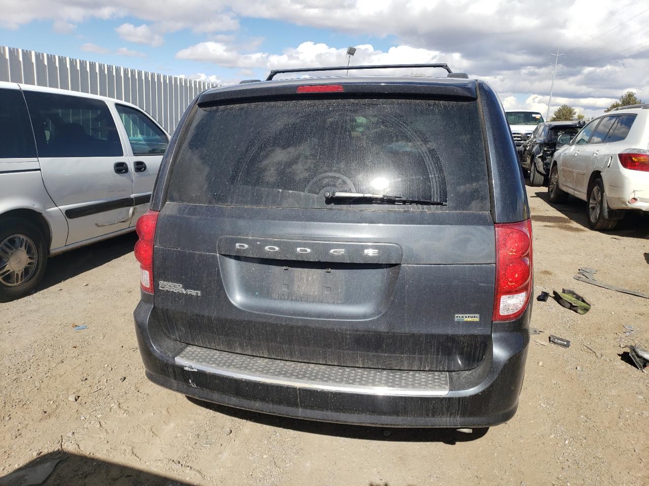 2C4RDGCG5DR790632 2013 Dodge Grand Caravan Sxt