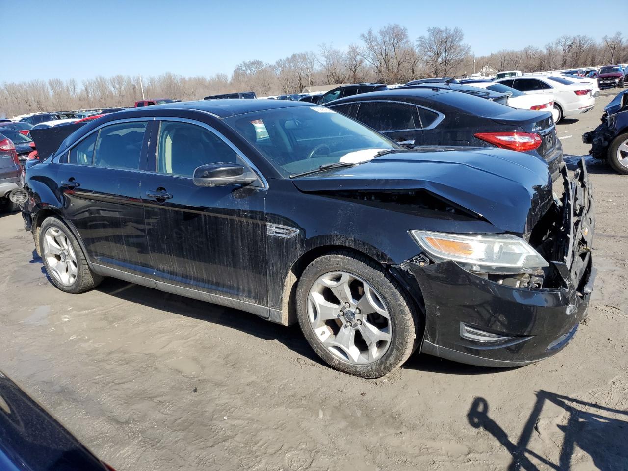 Lot #2909045173 2012 FORD TAURUS SEL