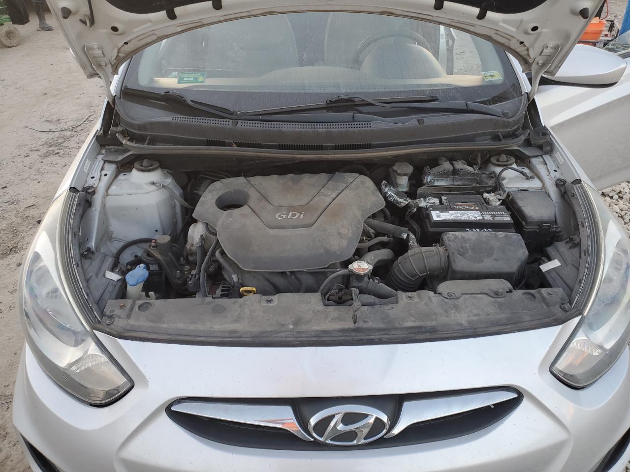 2013 Hyundai Accent Gls vin: KMHCT4AE2DU423436