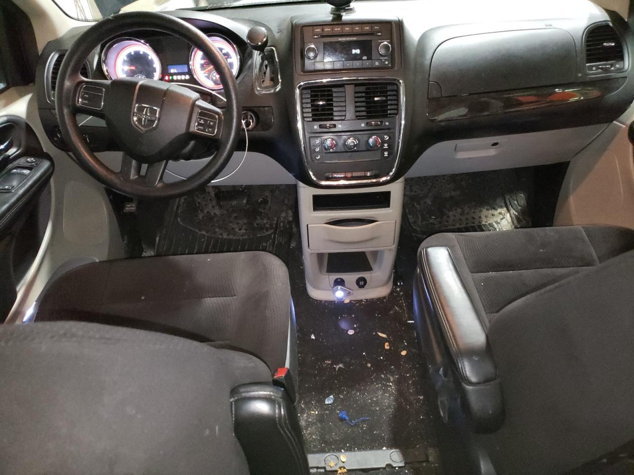 2C4RDGBG8ER453147 2014 Dodge Grand Caravan Se