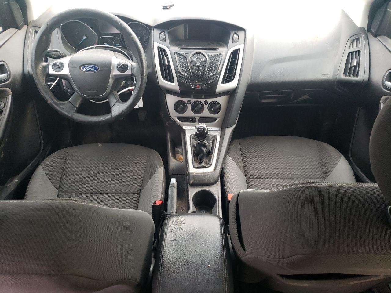 1FADP3K23EL420621 2014 Ford Focus Se