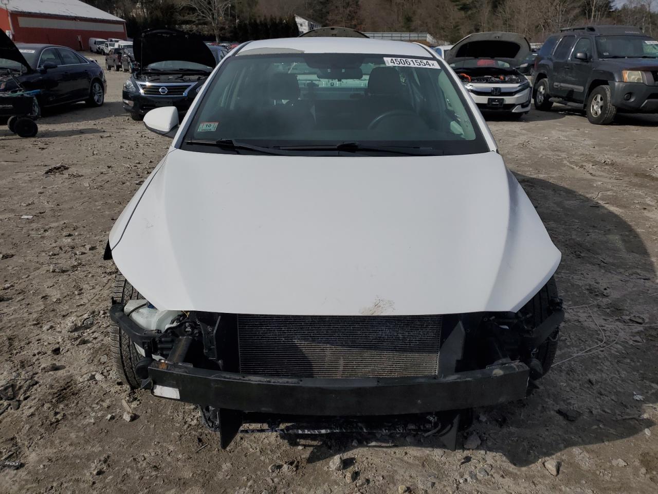 5NPD84LF4JH239685 2018 Hyundai Elantra Sel