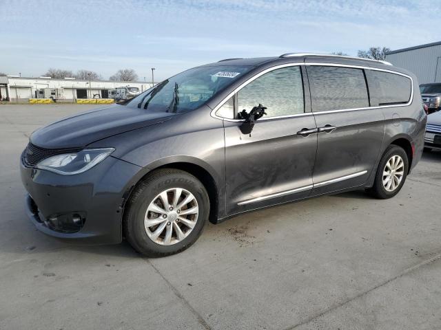 2019 Chrysler Pacifica Touring L VIN: 2C4RC1BG9KR657564 Lot: 38096130