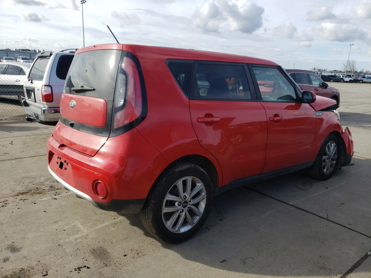 KNDJP3A59H7466444 2017 Kia Soul +