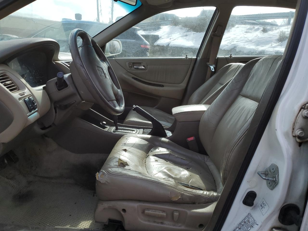 1HGCG1654YA085868 2000 Honda Accord Ex