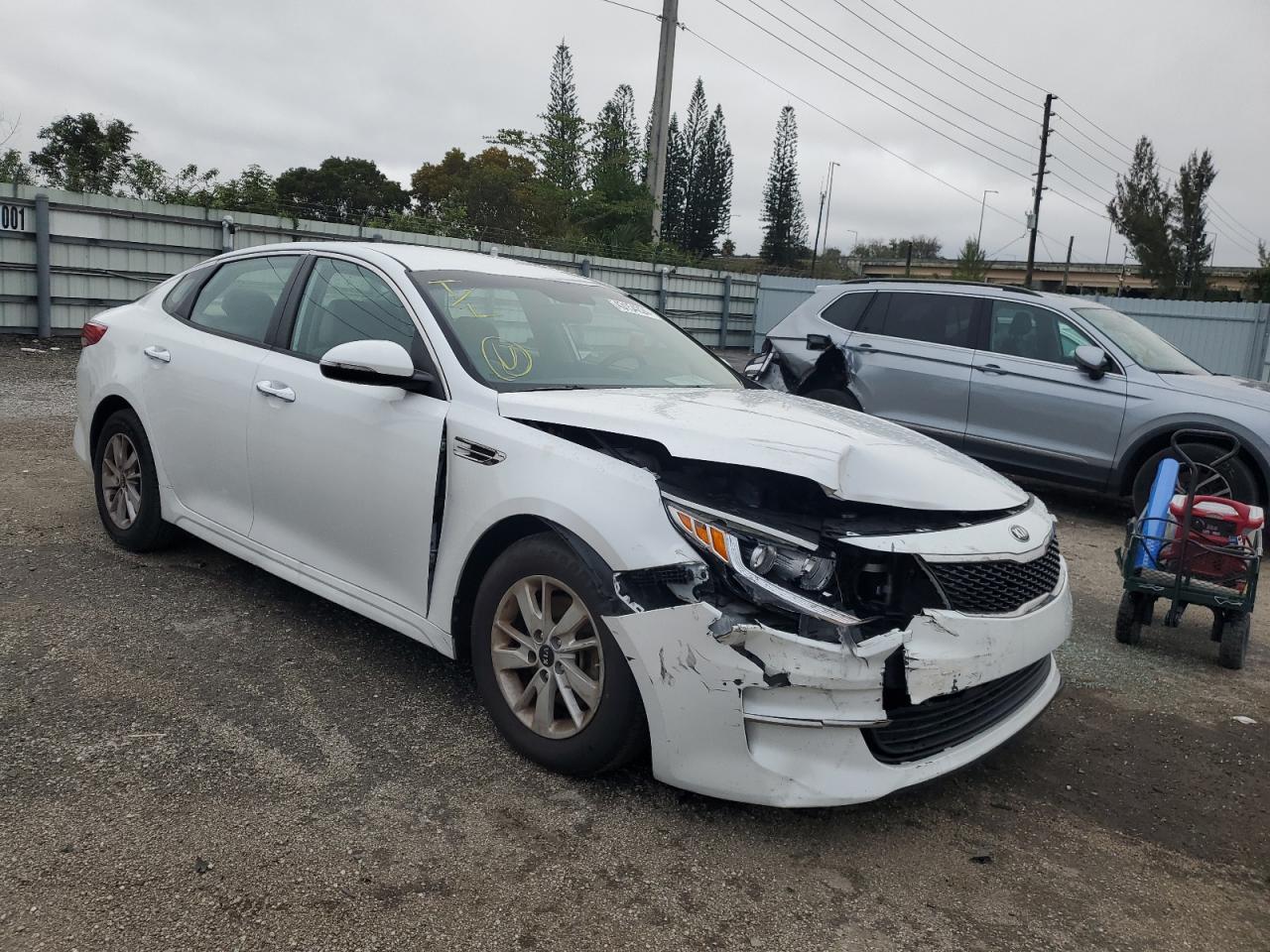 5XXGT4L37HG171860 2017 Kia Optima Lx