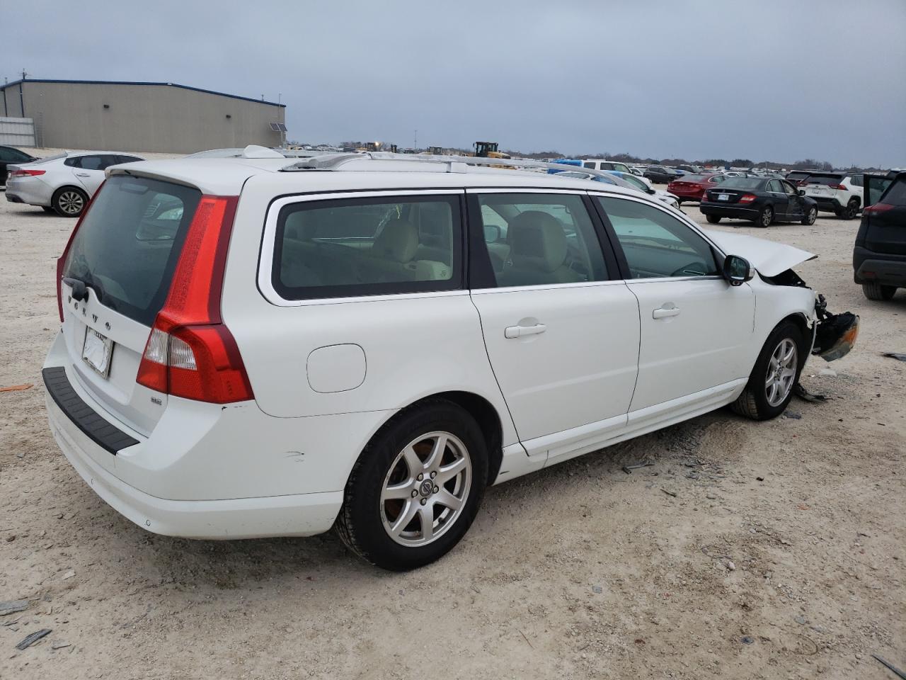 YV1BW982181015348 2008 Volvo V70 3.2