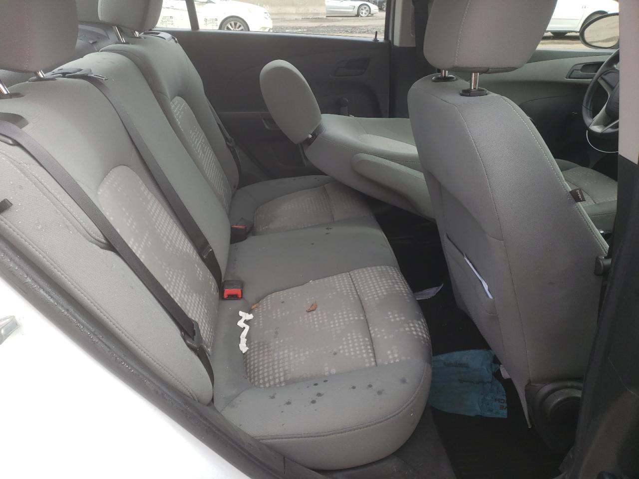 1G1JA5SGXF4136252 2015 Chevrolet Sonic Ls