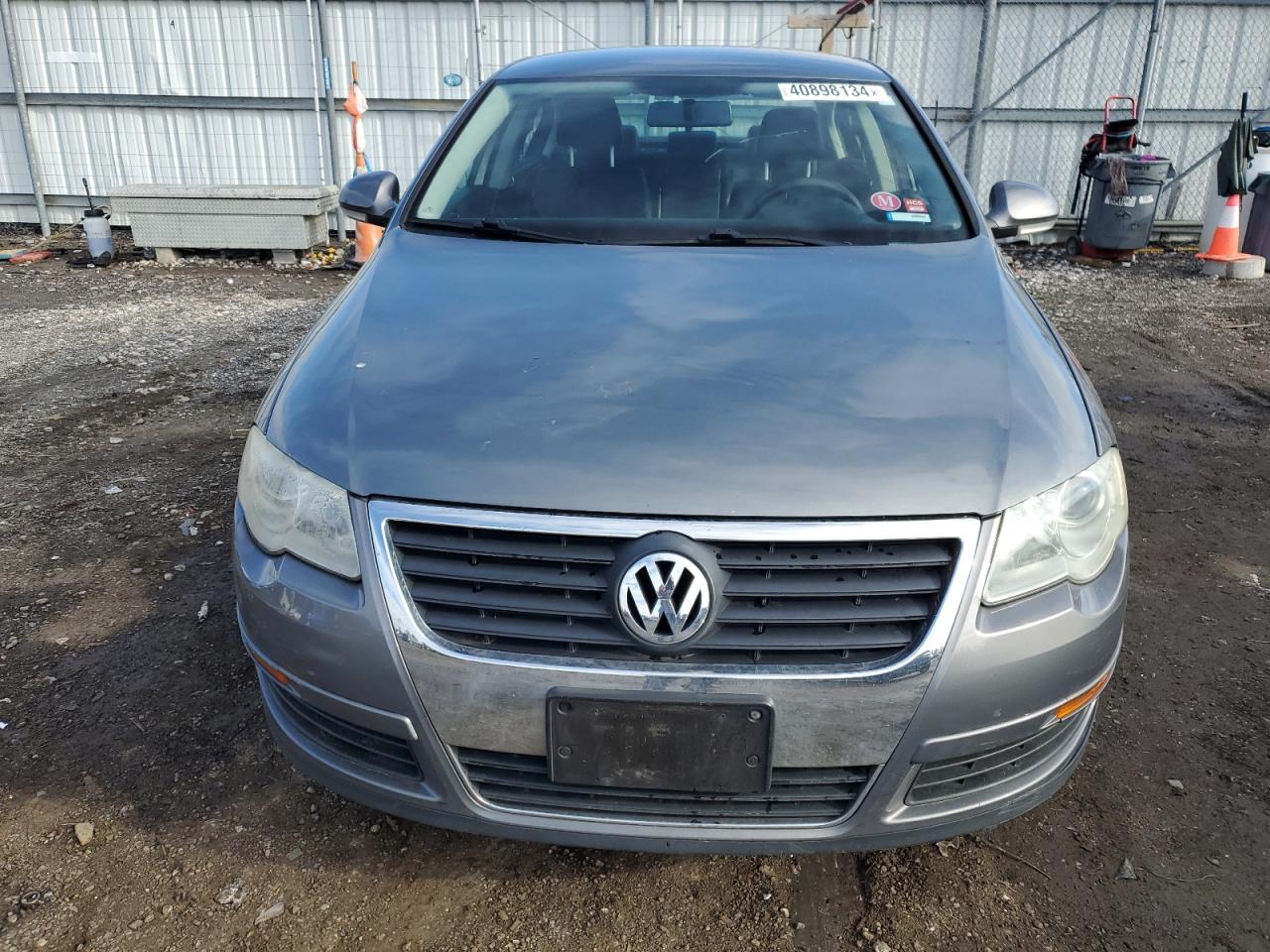 WVWUK73C68E173482 2008 Volkswagen Passat Turbo