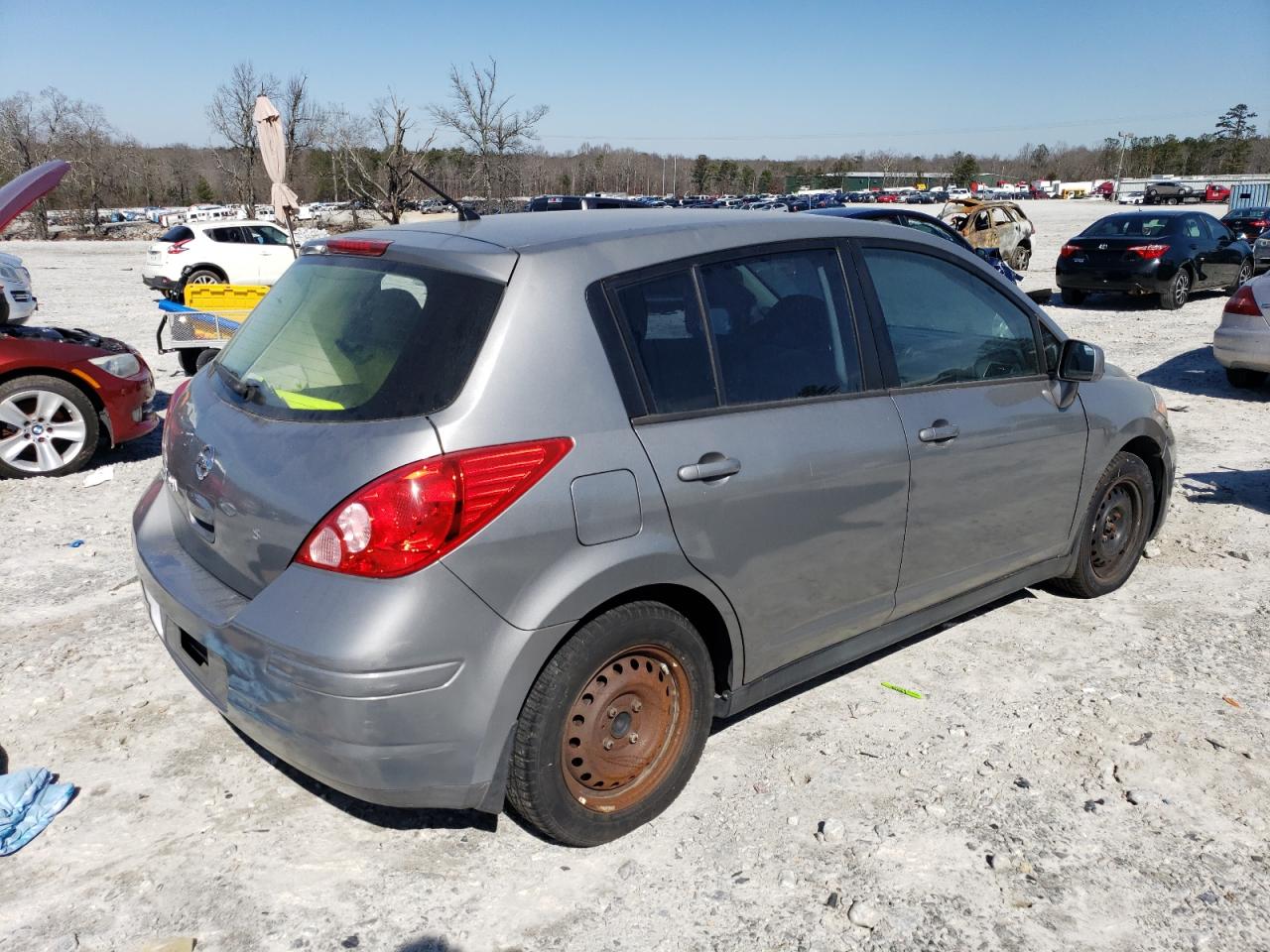 3N1BC1CP7BL375696 2011 Nissan Versa S