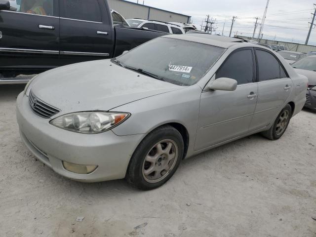 2005 Toyota Camry Le VIN: 4T1BE32K55U392754 Lot: 44477914