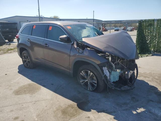 VIN 5TDZZRFH0KS342255 2019 Toyota Highlander, LE no.4