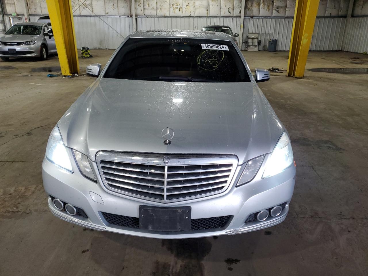 WDDHF9AB3BA412356 2011 Mercedes-Benz E 550 4Matic