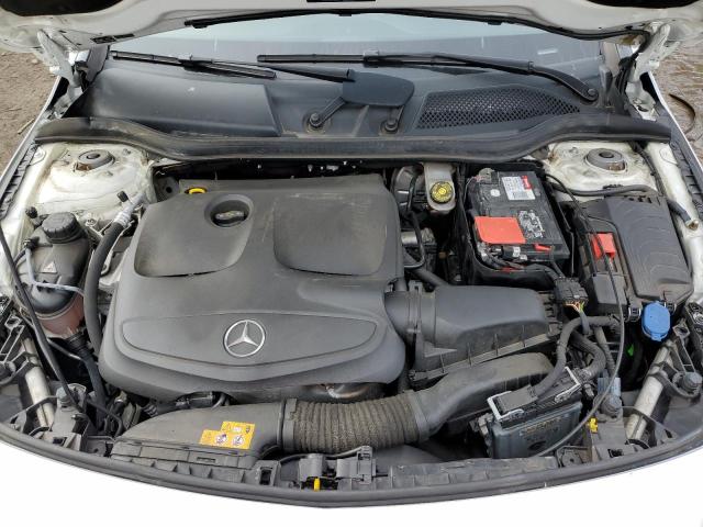 2018 MERCEDES-BENZ CLA 250 WDDSJ4EB1JN671050