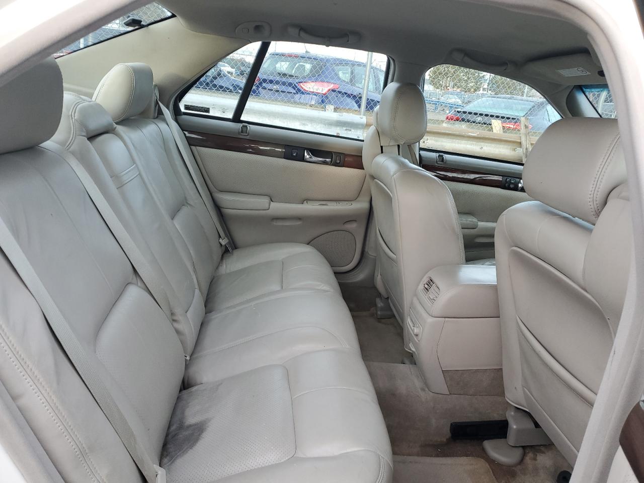 1G6KY5495YU216697 2000 Cadillac Seville Sts