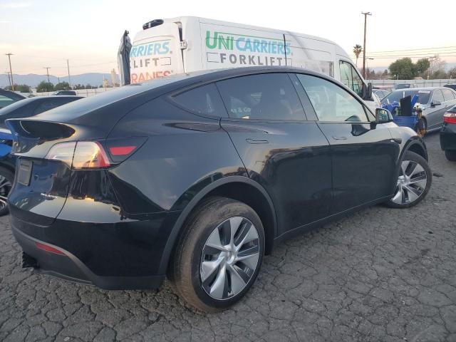 2023 TESLA MODEL Y 7SAYGDEE8PA068200