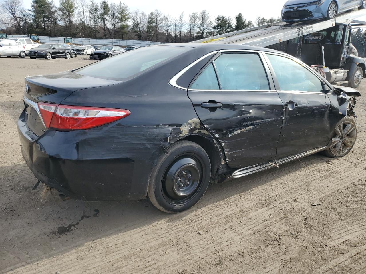 Lot #2471332882 2015 TOYOTA CAMRY LE