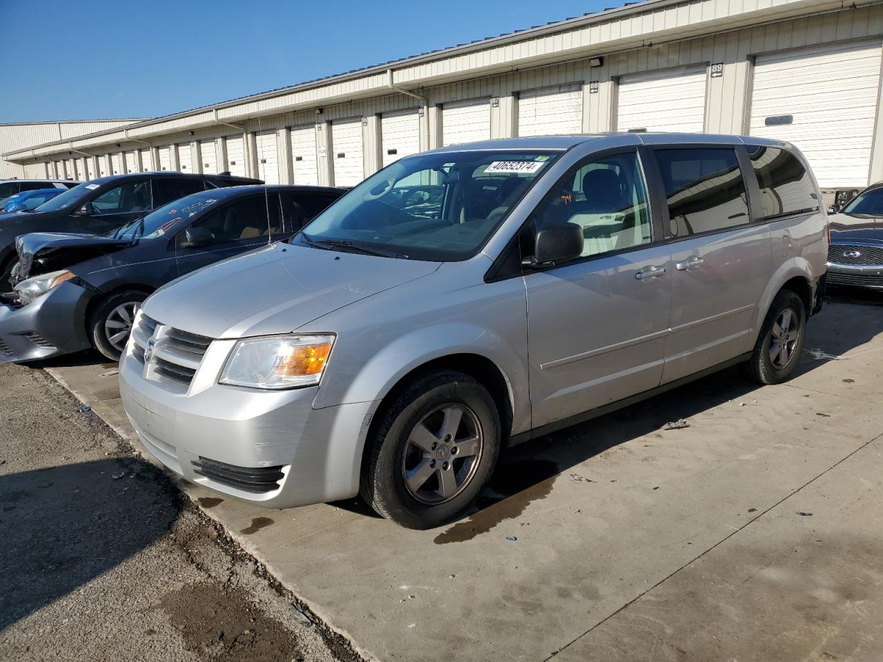 2D4RN4DE0AR268546 2010 Dodge Grand Caravan Se