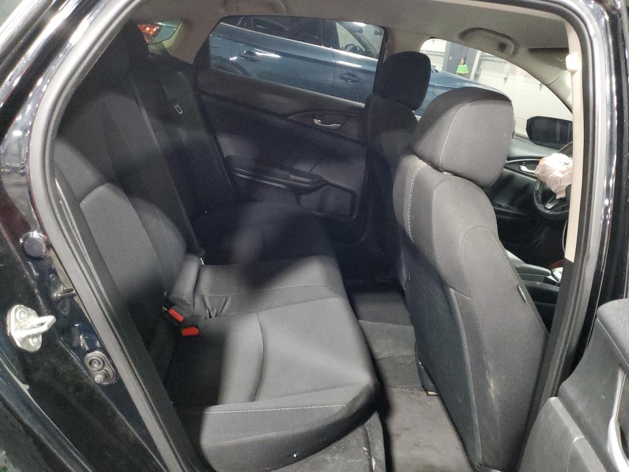 19XFC2F54JE012130 2018 Honda Civic Lx