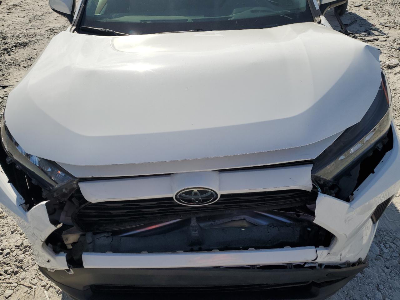 2T3K1RFV2MW122230 2021 Toyota Rav4 Le