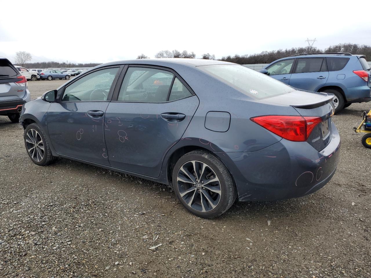 2018 Toyota Corolla L vin: 2T1BURHE3JC011017