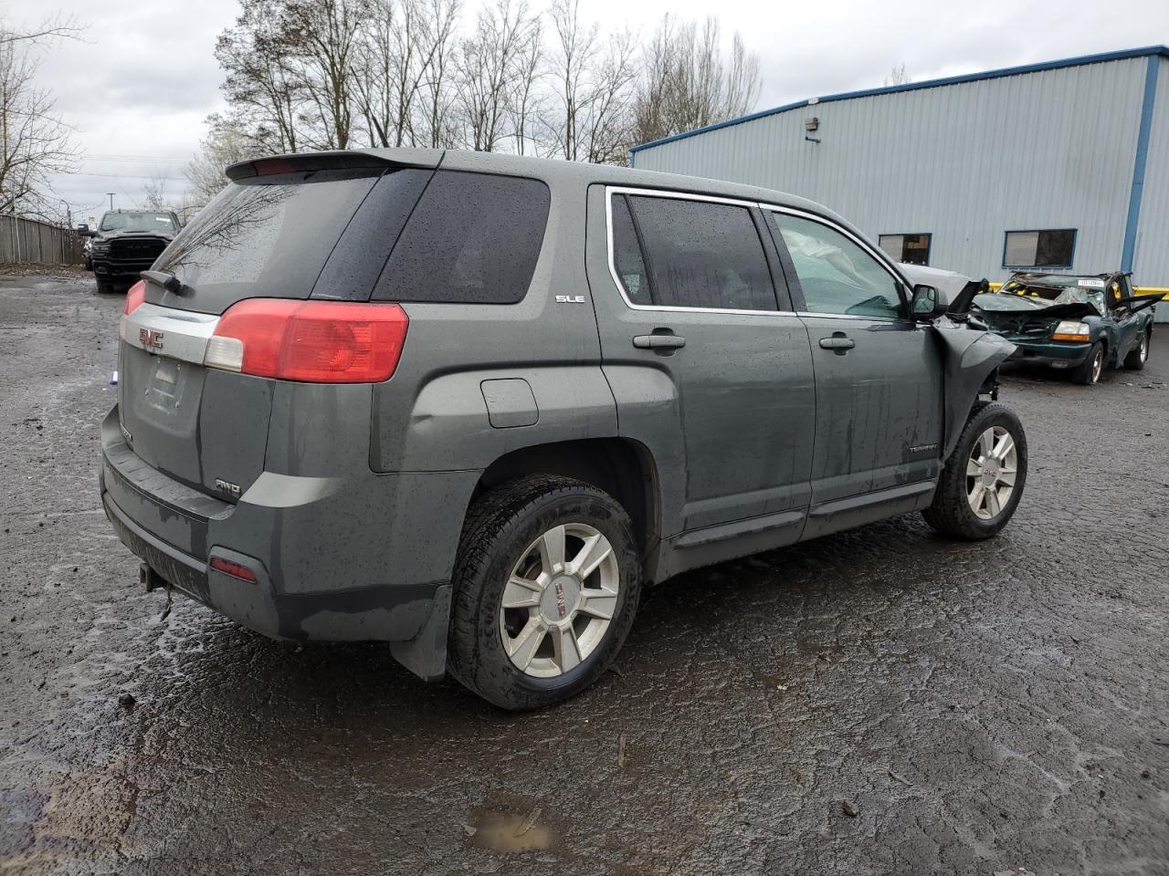 2GKFLREK9D6122261 2013 GMC Terrain Sle